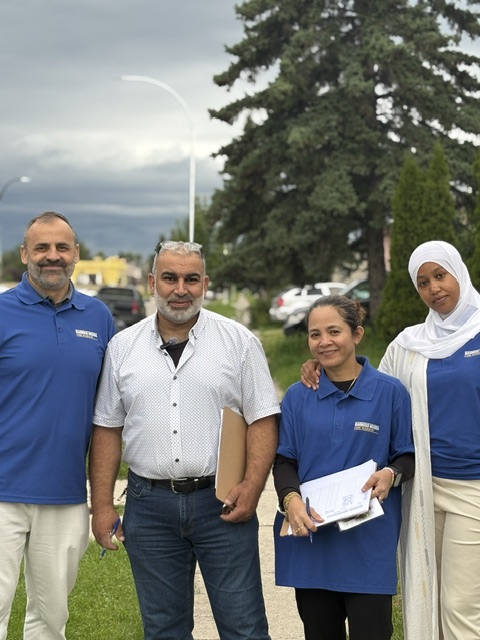 Mahmoud Mourra - Walking in Ward 10